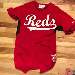 Cincinnati Reds jersey - no number on back